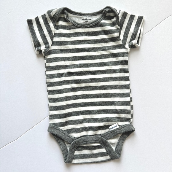 White and grey stripe onesie - Picture 1 of 3